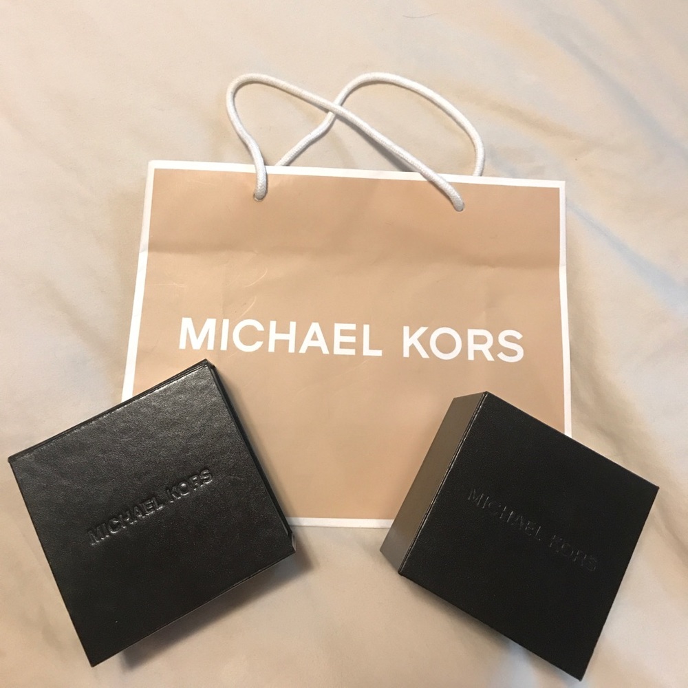 Michael Kors jewelry box & watch holder