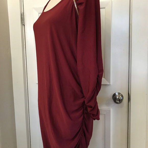 !YEAR END SALE! Side Ruched Zipper Detail Dress - Picture 4 of 5