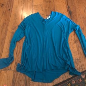 VINCE SOFT AND COMFY