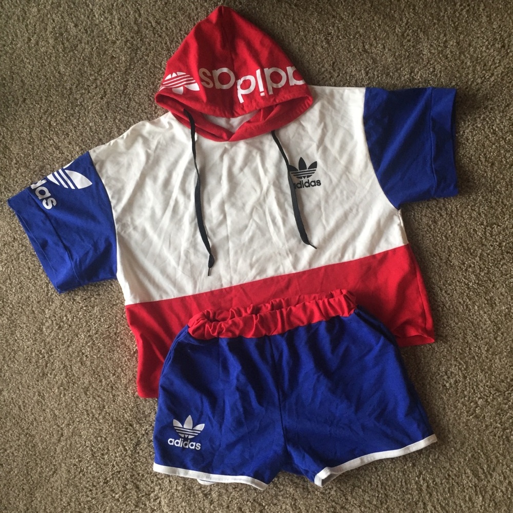 Adidas originals outfit t shirt with shorts