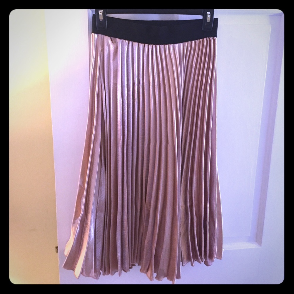 Rose Gold Pleated Skirt Small