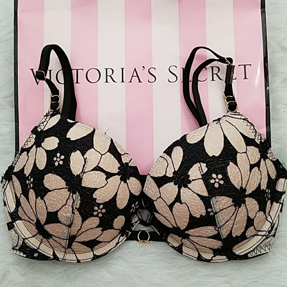 🚫SOLD🚫 Victoria's Secret Very Sexy push up bra - Picture 1 of 6