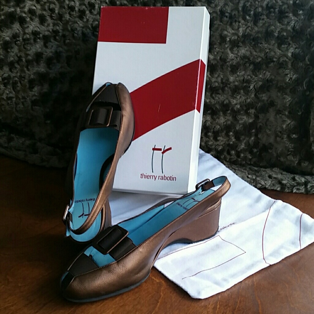 Thierry Rabotin peep toe leather wedge