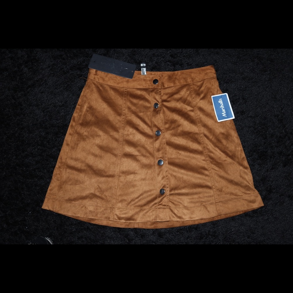 🆕*Marshalls* Suede Circle Skirt *NEVER WORN*💙🆕