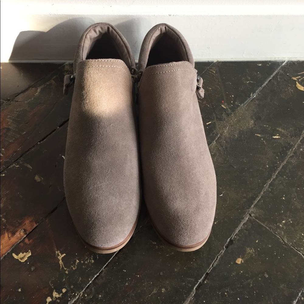 Steve Madden suede loafers