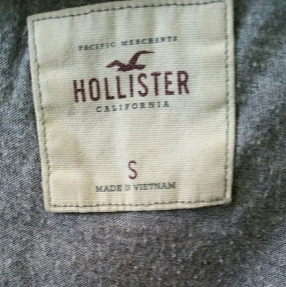 Gray Shirt - Picture 2 of 2