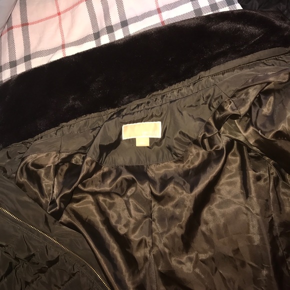 Michael Kors coat - Picture 2 of 2