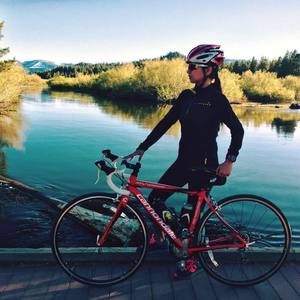 Meet your Posher, Antoniette