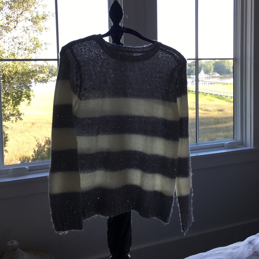 Mid weight sweater