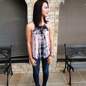 Meet your Posher, Kayla