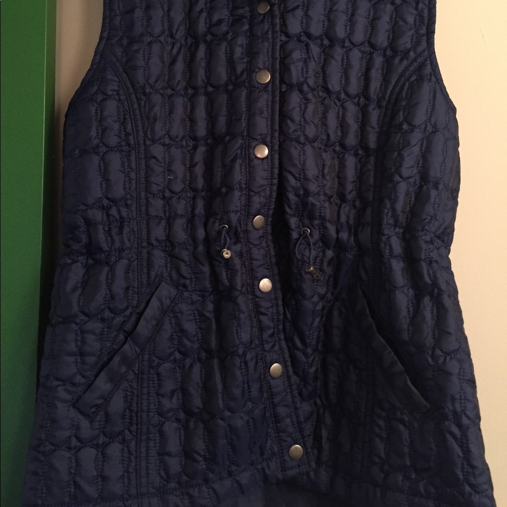 Vest - Picture 3 of 3