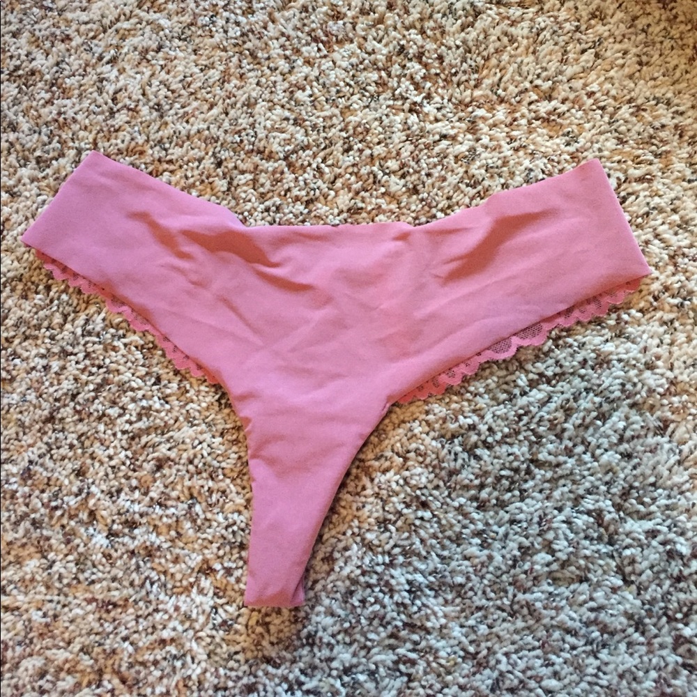 VS PINK Thong