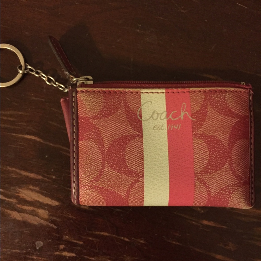 Pink Coach coin purse - Picture 2 of 2