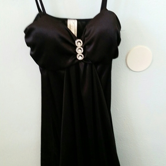 Long drape shirt with jeweled accent - Picture 1 of 1