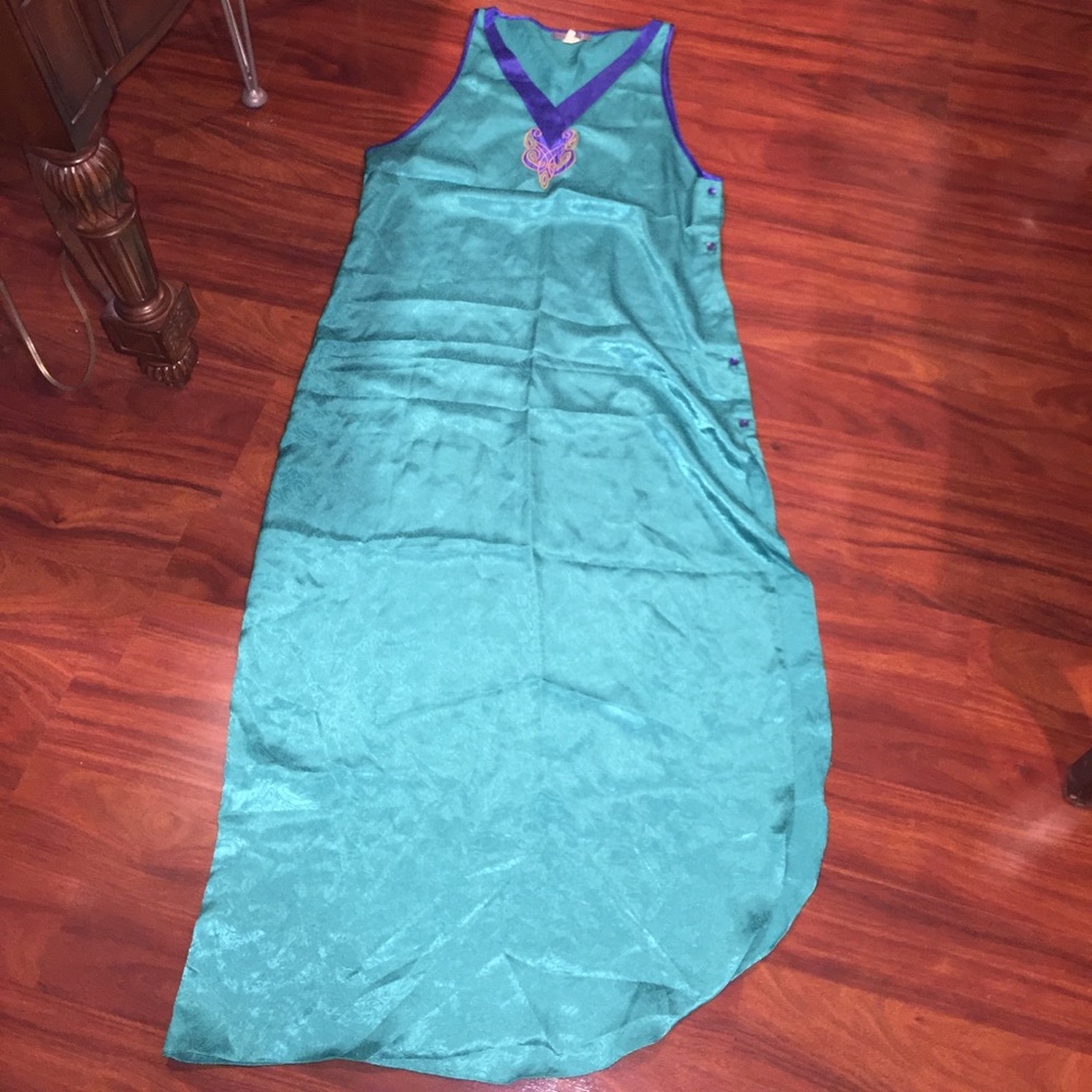 Prima Donna night gown