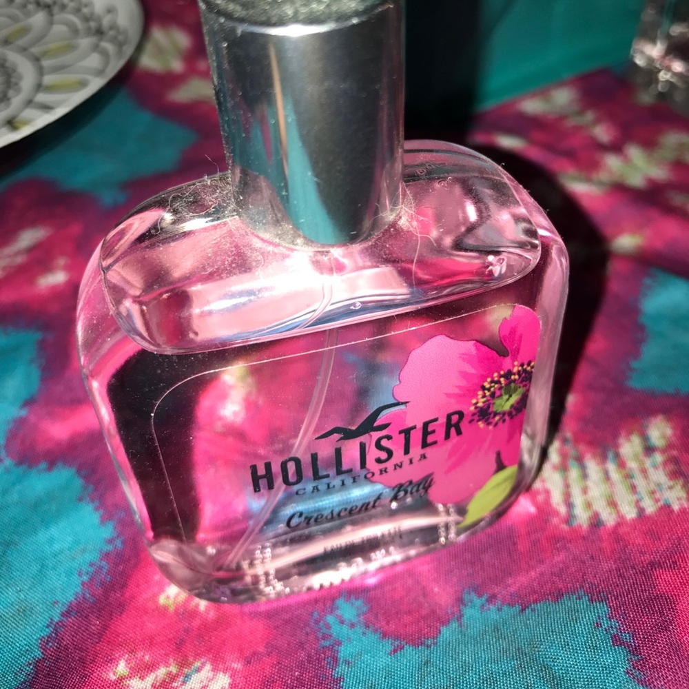 Hco Classic Crescent Bay perfume - Picture 2 of 5