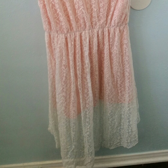 Lace High-Low dress - Picture 4 of 4