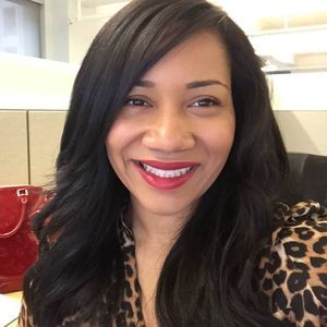 Meet your Posher, Janelle