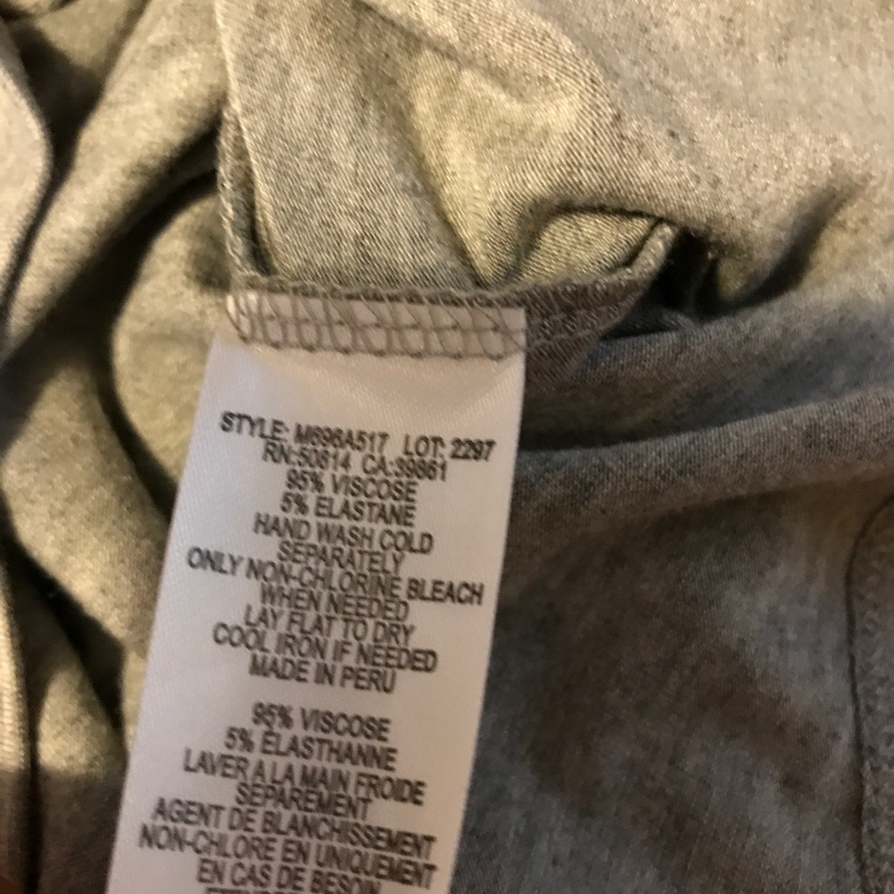New๐ปLong sleeve Tahari - Picture 3 of 4