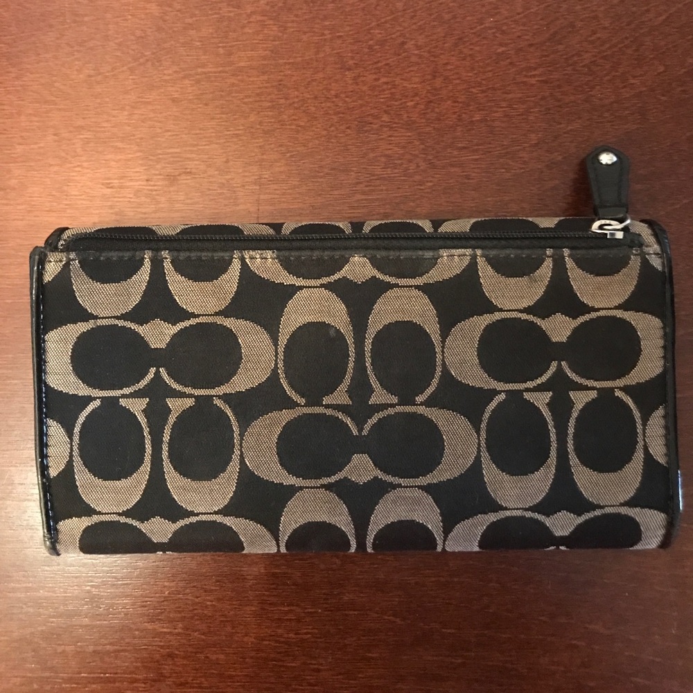 Coach wallet - Picture 2 of 4