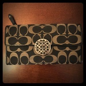 Coach wallet
