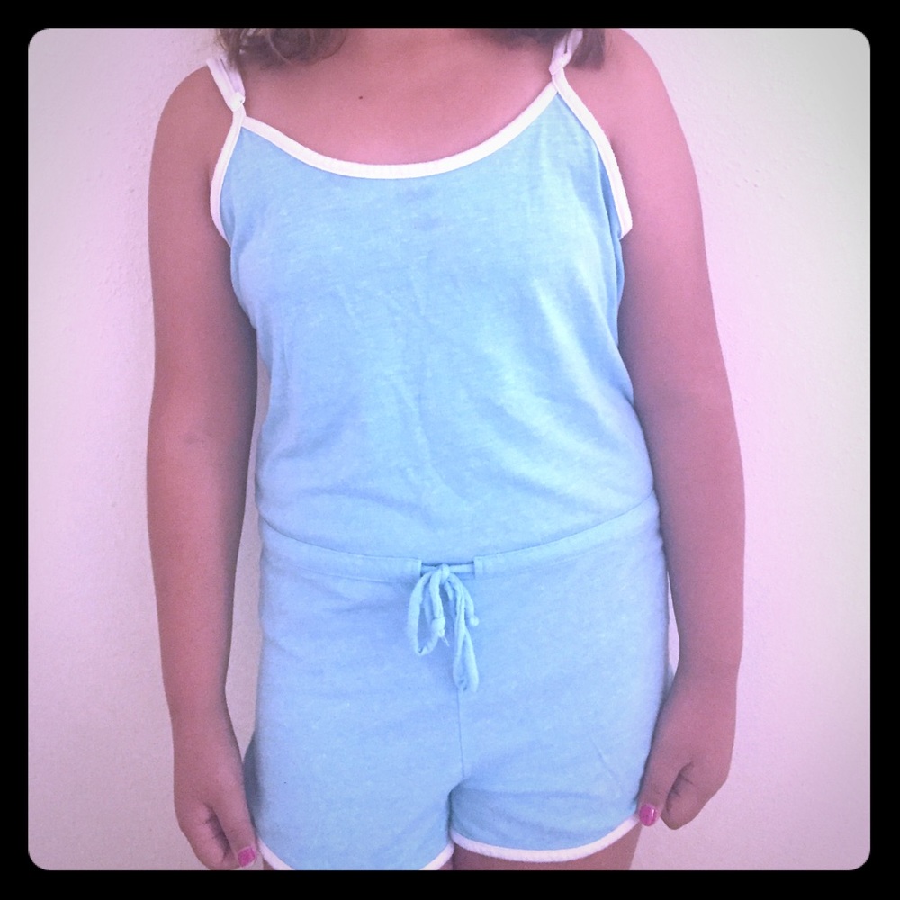 I am selling a Aeropostale branded romper sky blue