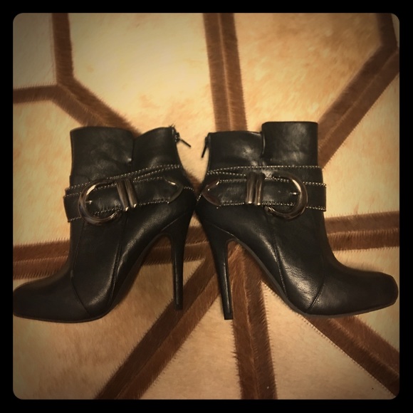 Paprika Booties - Picture 1 of 3