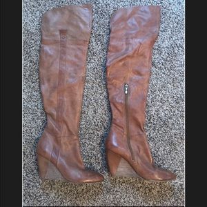 Guess Sz 6 1/2 boots