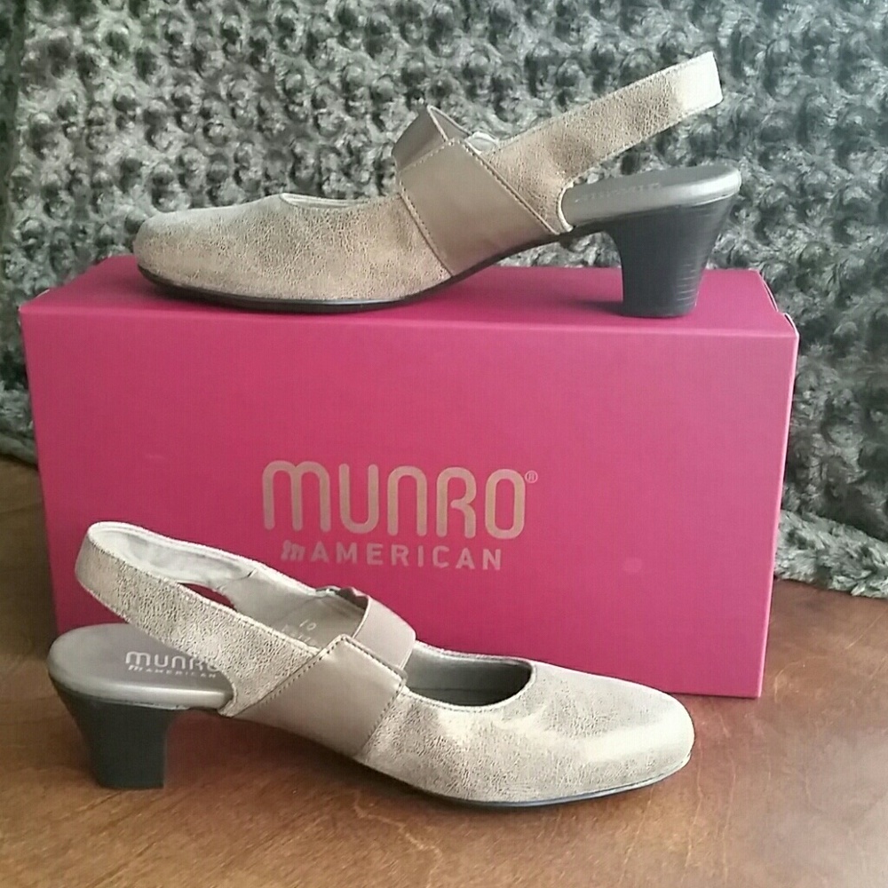 Munro Ella Taupe Metallic Heel size 10 Narrow