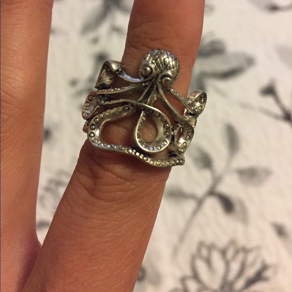 Octopus ring
