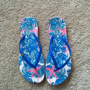 Lilly Pulitzer flip flops