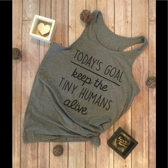 💚LAST 1 Today's Goal-Keep the Tiny Humans Alive Tank Gray - Picture 3 of 6