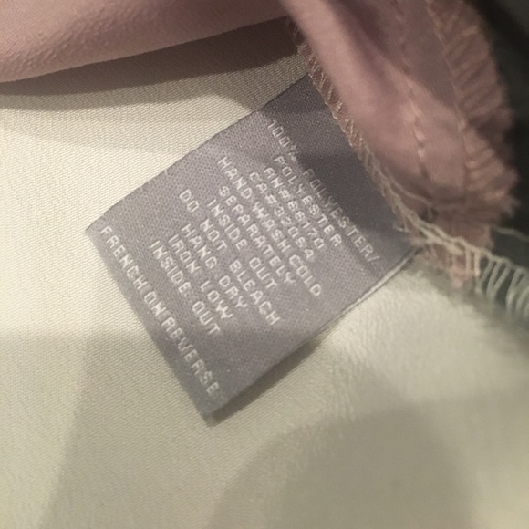 Sparkle & Fade Colorblock Blouse - Picture 3 of 3