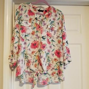 Floral tie-front top