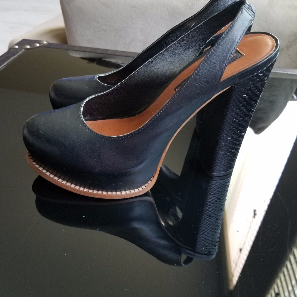 Sling backs