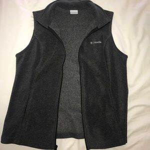 women's charcoal grey columbia vest