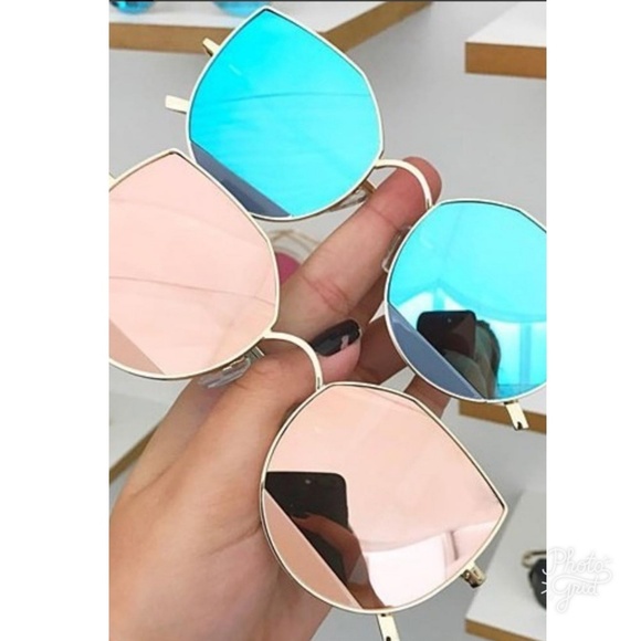 Mirrored-Lens Sunglasses