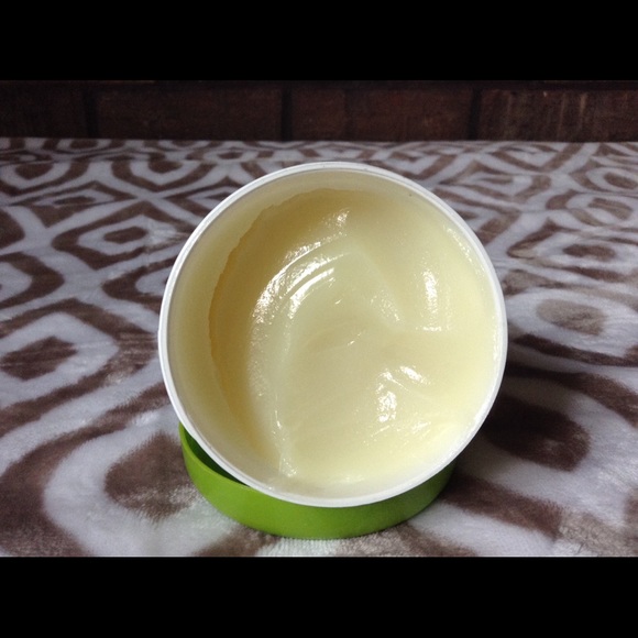 Baby Essentials - Picture 2 of 2