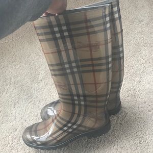 Burberry Tall Haymarket Rainboots