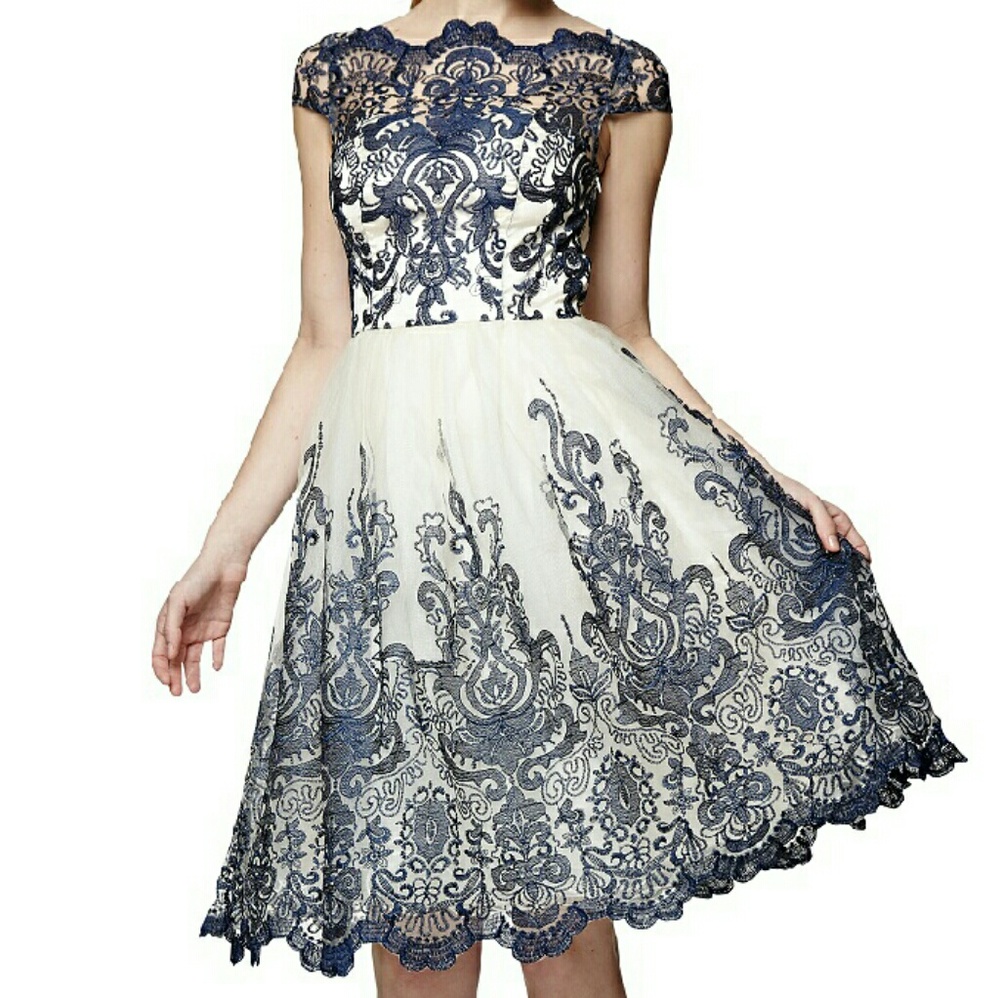 Modcloth Chi Chi London ivory navy lace dress UK10