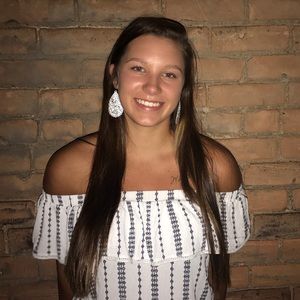 Meet your Posher, Taylor