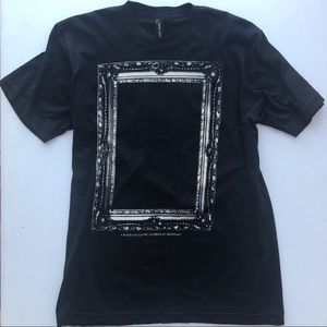 UO. Young Lovers Club graphic t-shirt. Size M.