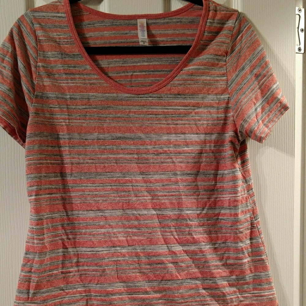 LulaRoe Classic T