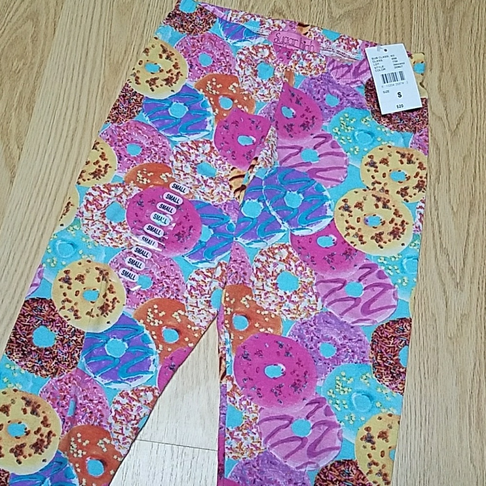 SALE! Fun Donut Themed Leggings Size Small