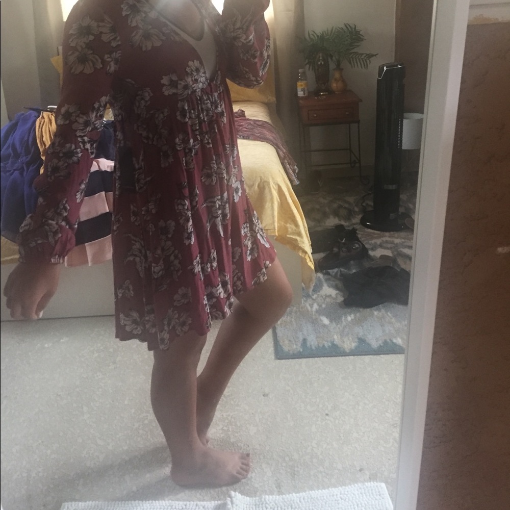 Dress - Picture 2 of 3