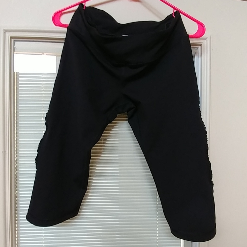 Lululemon capris