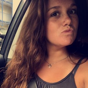 Meet your Posher, Allie