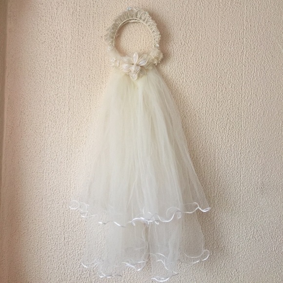 Jeweled & beaded wedding veil.