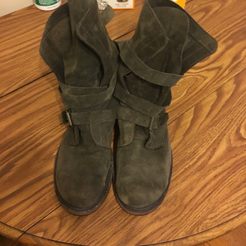Vintage Shoe Company Grey Buckle Wrap Boots