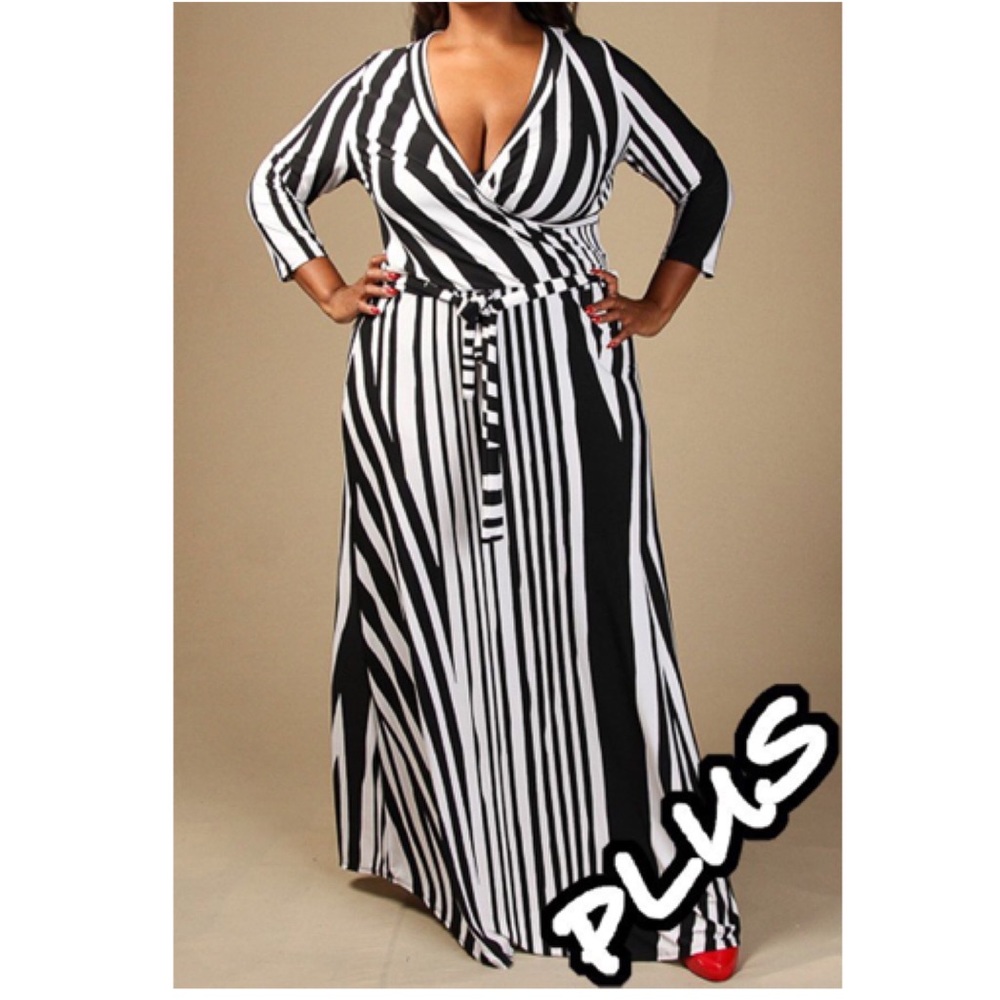 💎Plus Geometric Stripe Maxi Dress